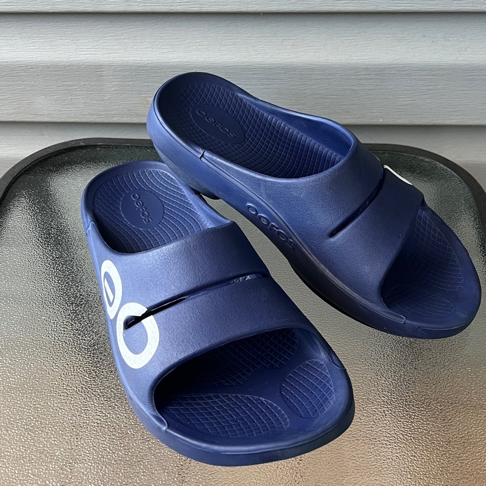 OOFOS OOahh Slide Sandal Sz M 8 W 10